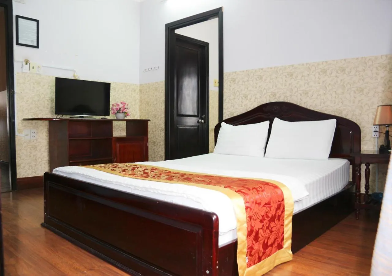 Ponys Hotel Να Τρανγκ 0*,